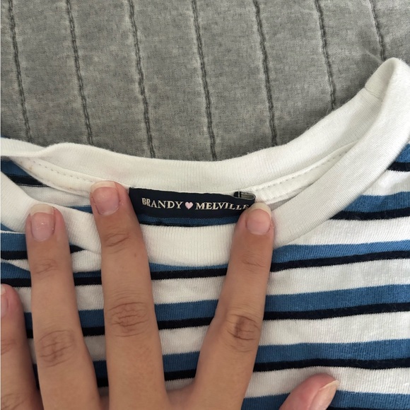 Brandy Melville Navy and White Striped Cropped Tee - Picture 2 of 3